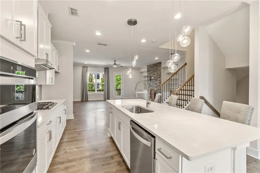 615 Fair View Circle Roswell, GA 30076