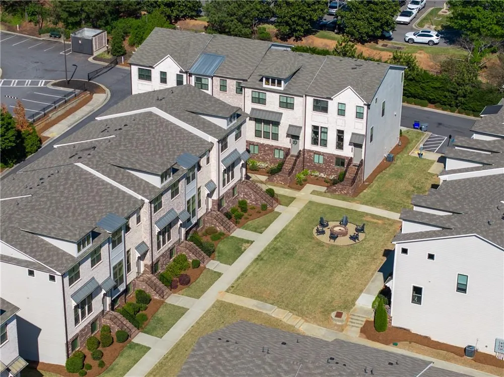 615 Fair View Circle Roswell, GA 30076