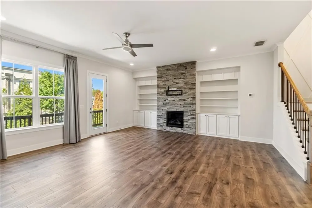 615 Fair View Circle Roswell, GA 30076