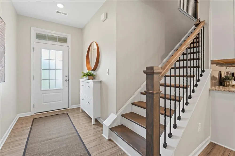 3327 Park Pointe Circle Scottdale, GA 30079