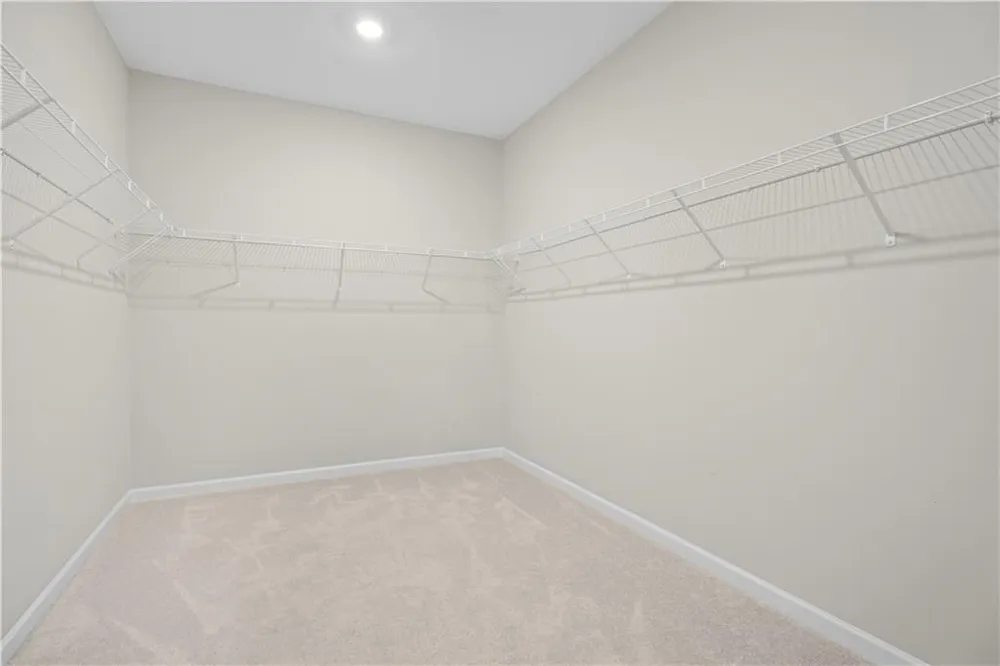 3327 Park Pointe Circle Scottdale, GA 30079