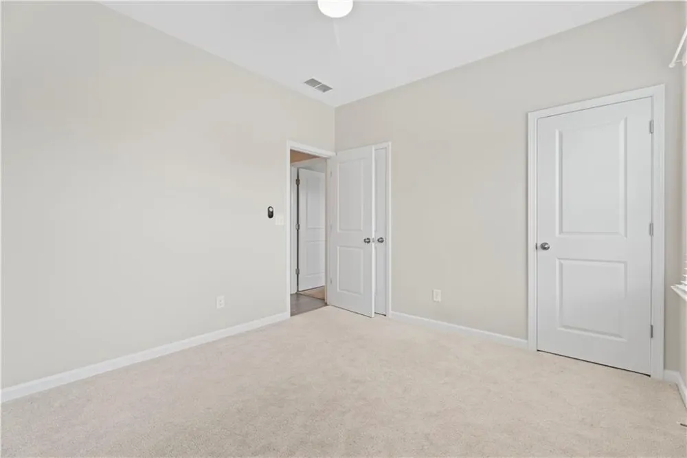 3327 Park Pointe Circle Scottdale, GA 30079