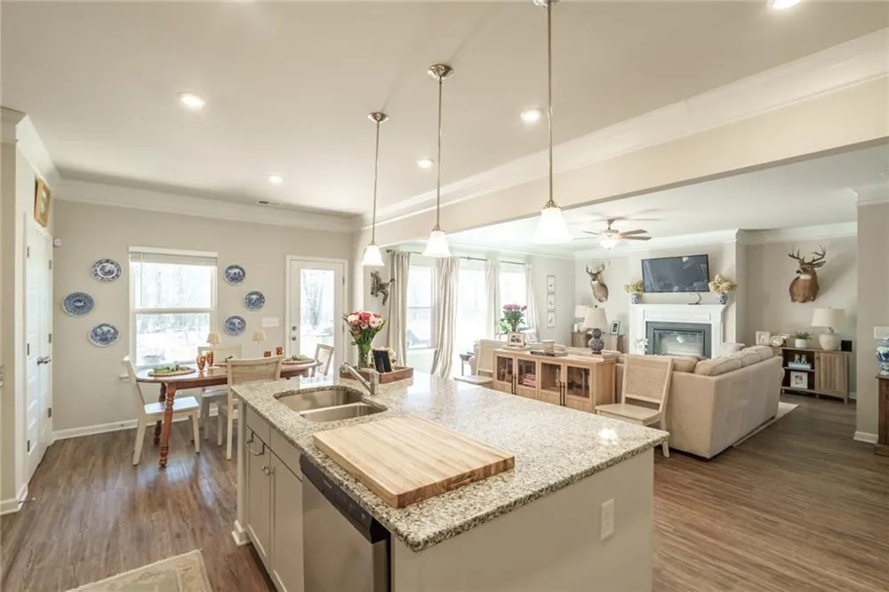 108 Leslie Court Eatonton, GA 31024