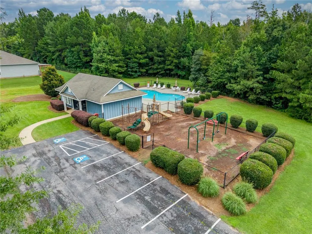 108 Leslie Court Eatonton, GA 31024