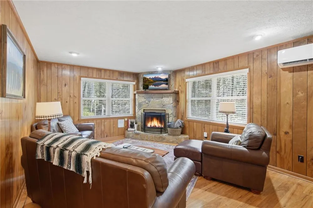 15 Salmon Road Blairsville, GA 30512