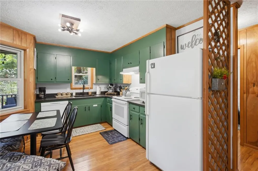 15 Salmon Road Blairsville, GA 30512