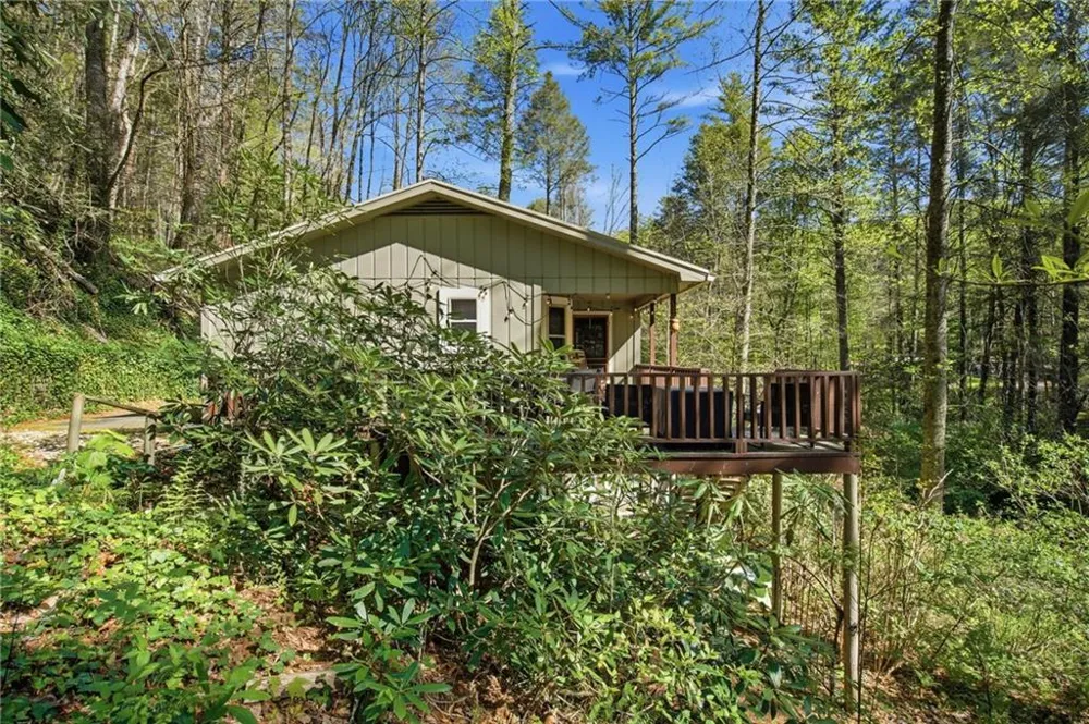 15 Salmon Road Blairsville, GA 30512