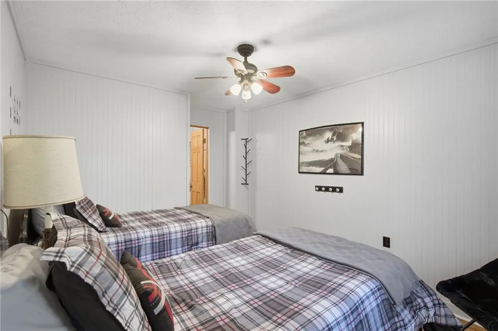 15 Salmon Road Blairsville, GA 30512