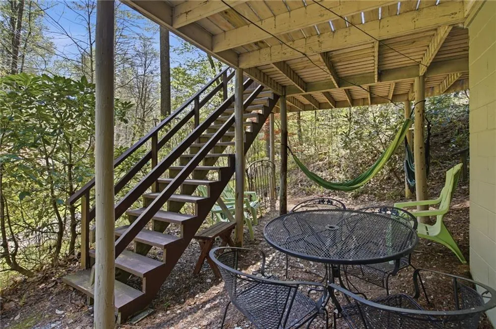 15 Salmon Road Blairsville, GA 30512