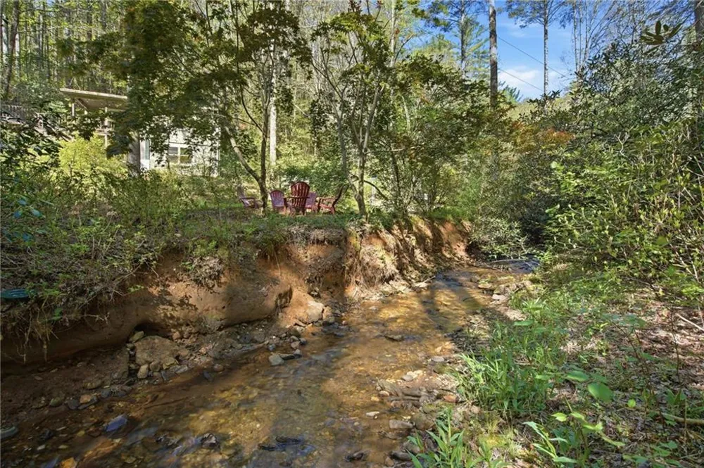 15 Salmon Road Blairsville, GA 30512