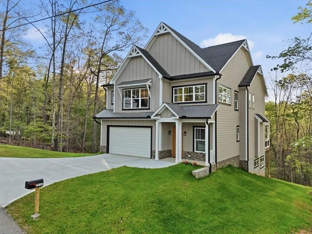 7711 Elm Circle Murrayville, GA 30564