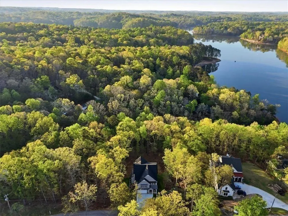 7711 Elm Circle Murrayville, GA 30564
