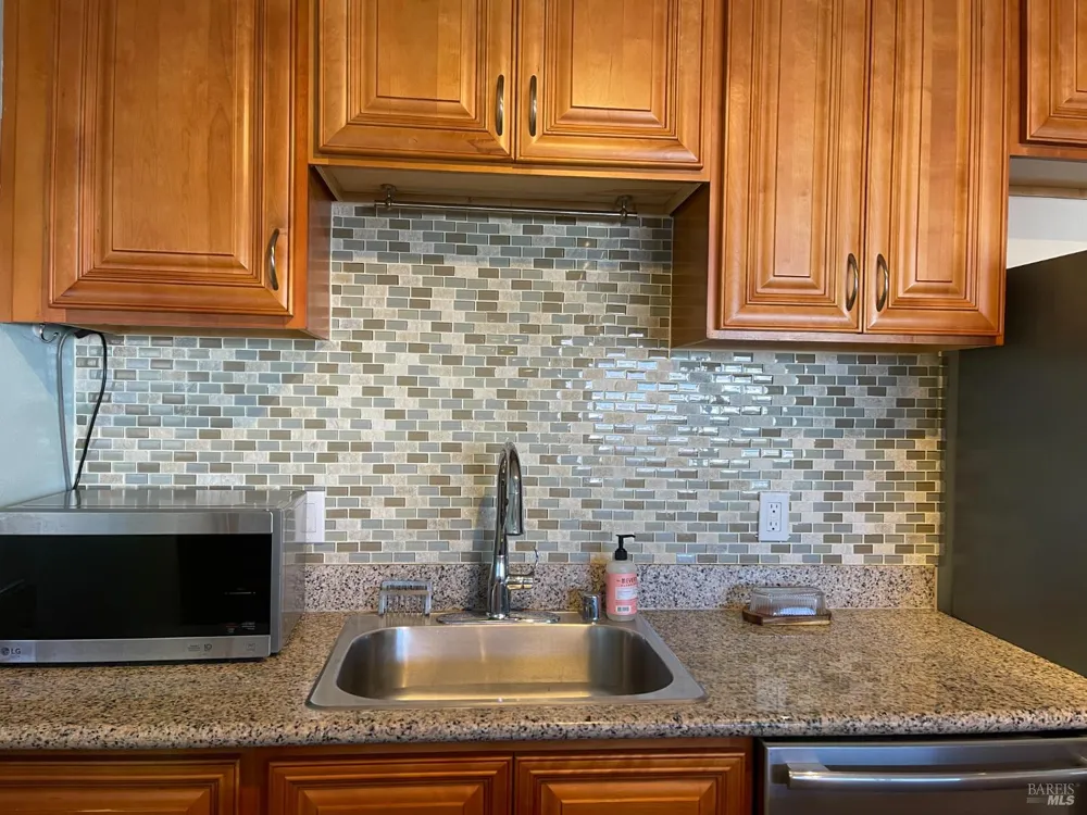 1 Embarcadero W ##355 Oakland, CA 94607
