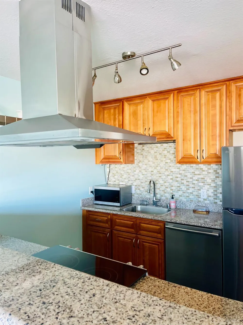 1 Embarcadero W ##355 Oakland, CA 94607