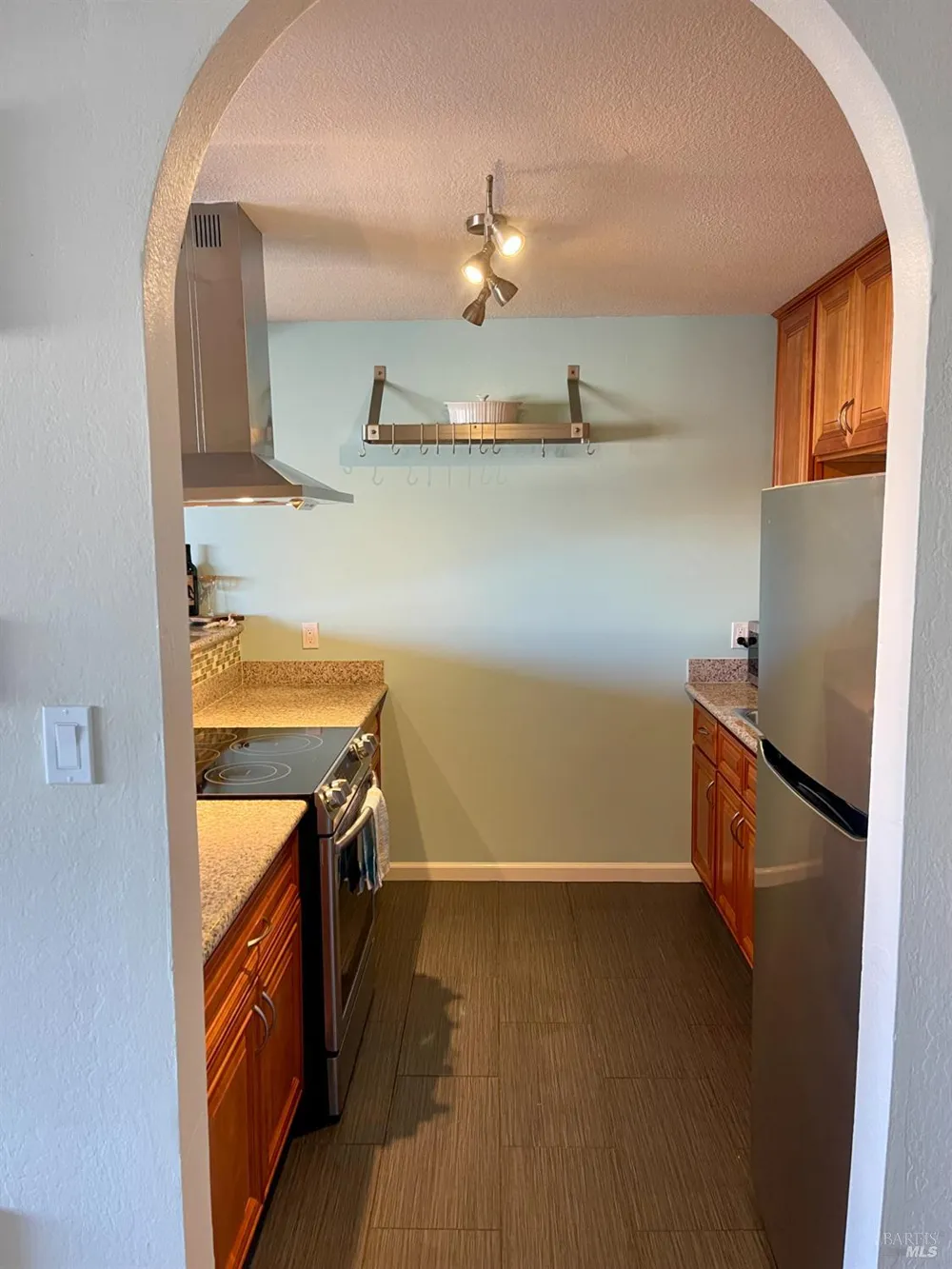 1 Embarcadero W ##355 Oakland, CA 94607