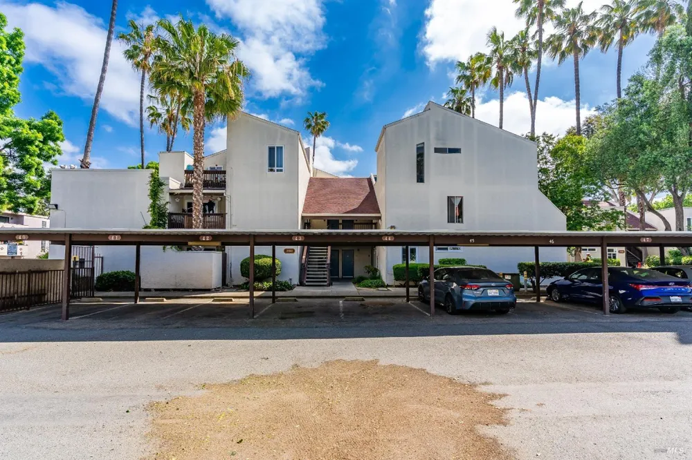 2100 Laguna Circle ##D Concord, CA 94520