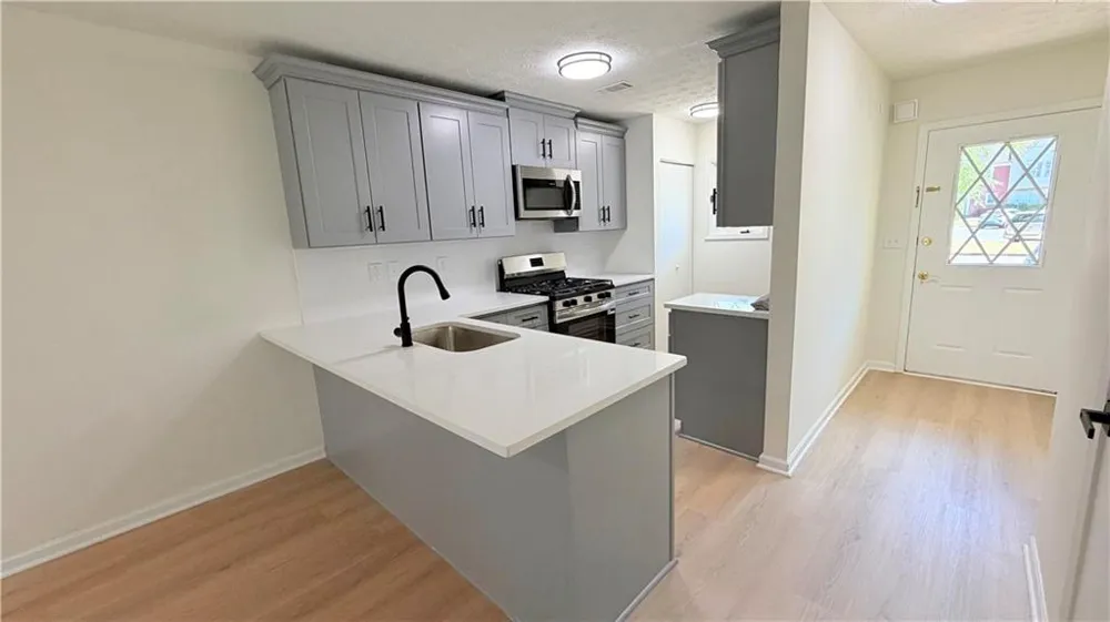 6719 Colchester Place Norcross, GA 30093