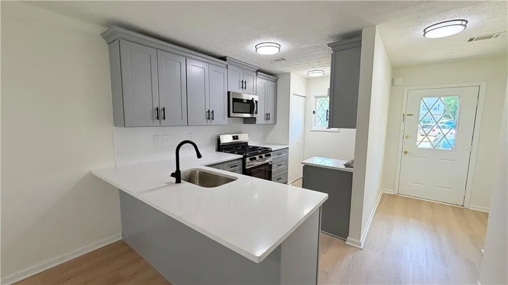 6719 Colchester Place Norcross, GA 30093
