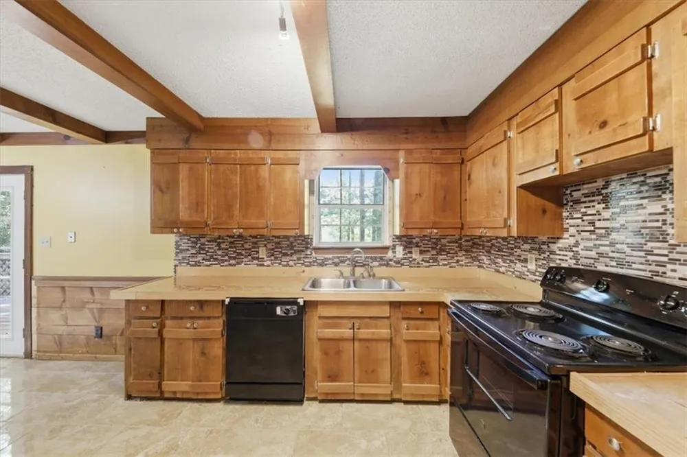 270 Big Bear Court Palmetto, GA 30268