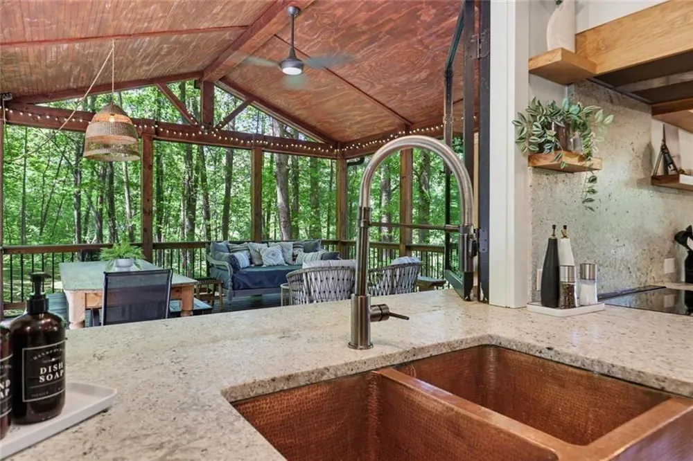 159 Manor Oak Trail Toccoa, GA 30577