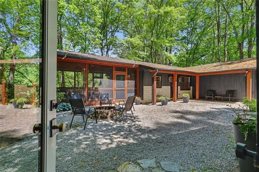 159 Manor Oak Trail Toccoa, GA 30577