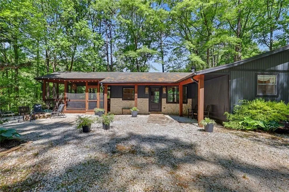 159 Manor Oak Trail Toccoa, GA 30577