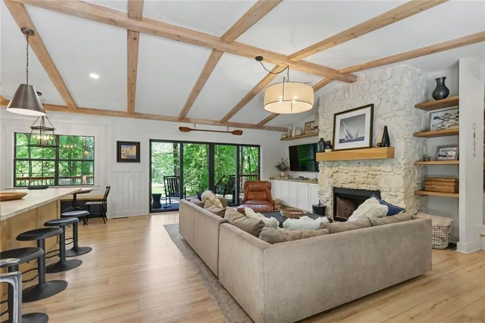 159 Manor Oak Trail Toccoa, GA 30577