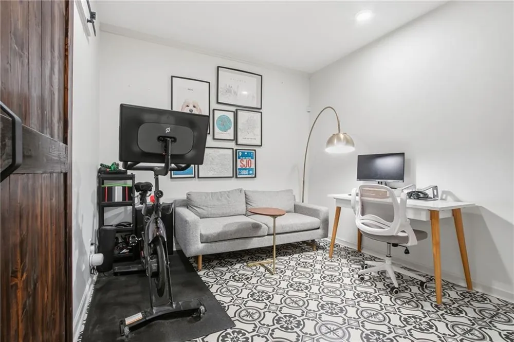 1433 Carroll Drive NW #8 Atlanta, GA 30318