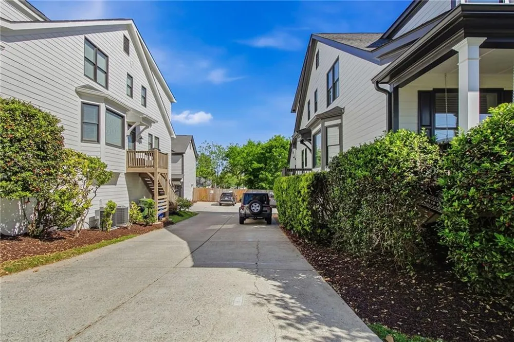 1433 Carroll Drive NW #8 Atlanta, GA 30318