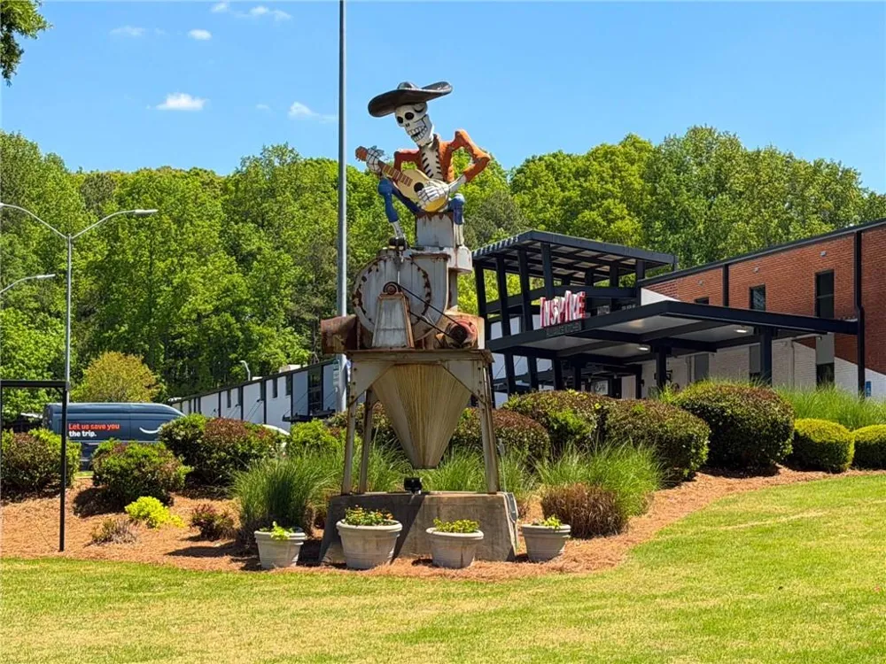 1433 Carroll Drive NW #8 Atlanta, GA 30318