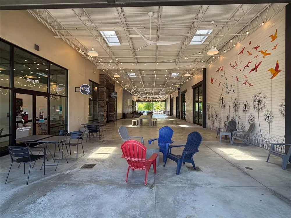 1433 Carroll Drive NW #8 Atlanta, GA 30318