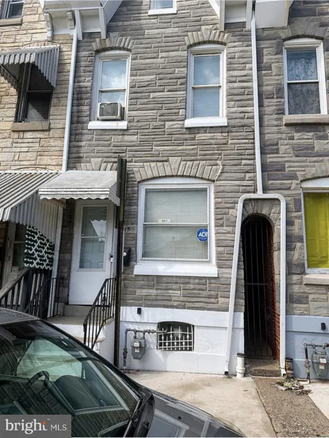 1115 MUHLENBERG STREET