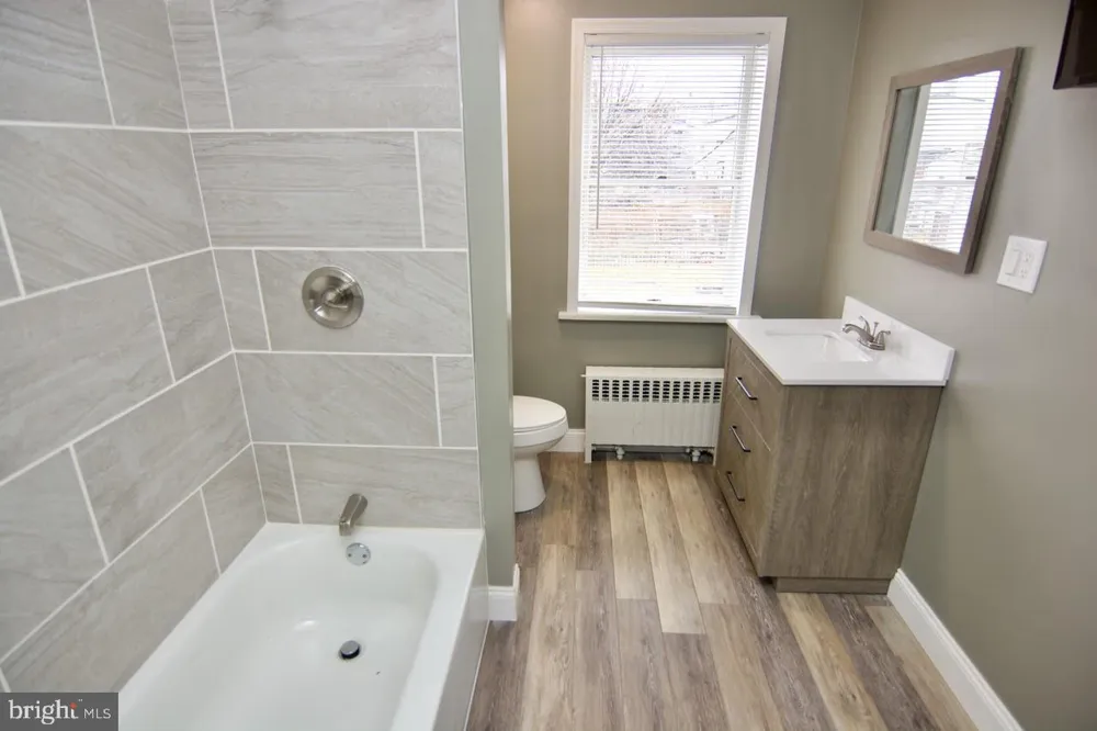 1115 MUHLENBERG STREET Reading, PA 19602