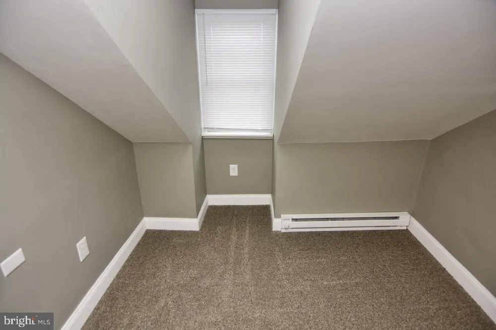 1115 MUHLENBERG STREET Reading, PA 19602