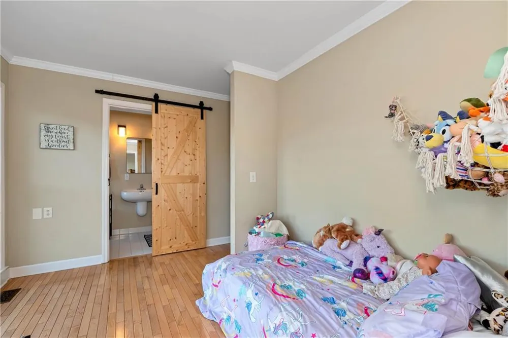 962 Woodbrier Sautee Nacoochee, GA 30571