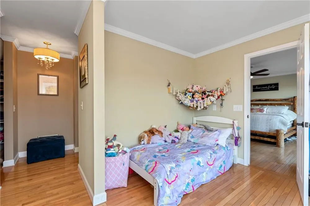 962 Woodbrier Sautee Nacoochee, GA 30571