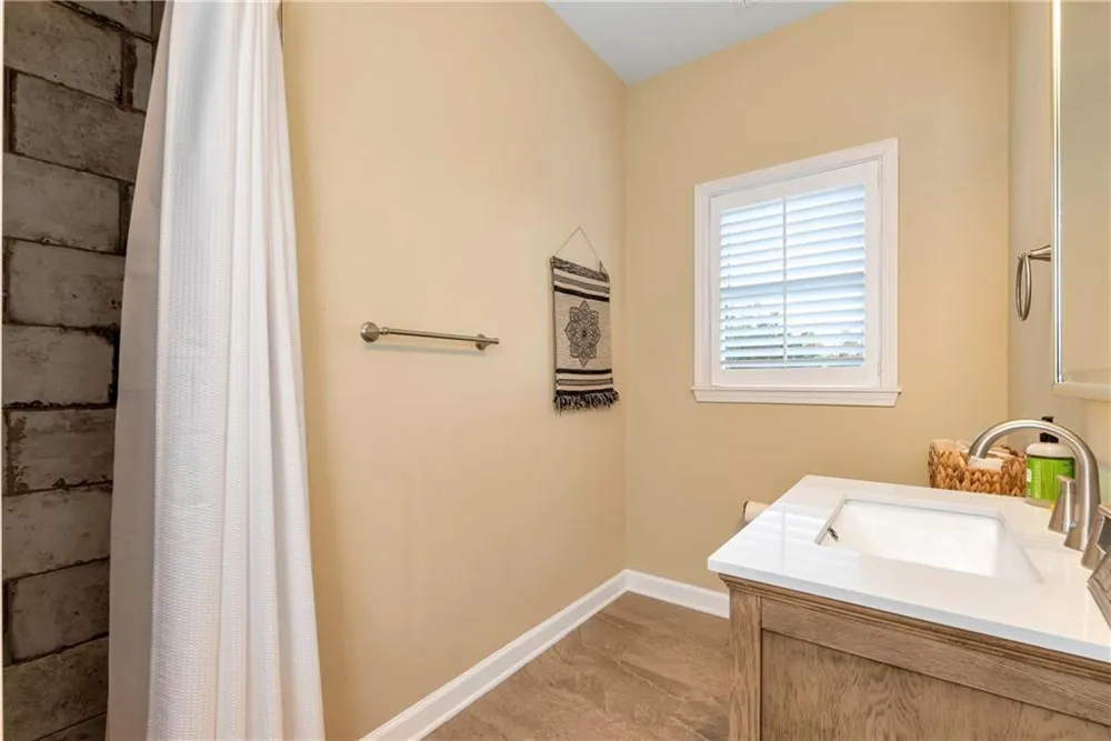 962 Woodbrier Sautee Nacoochee, GA 30571