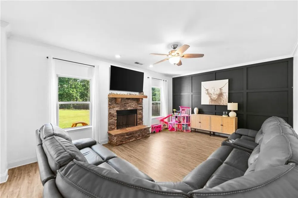 13 Four Feathers Lane Rydal, GA 30171
