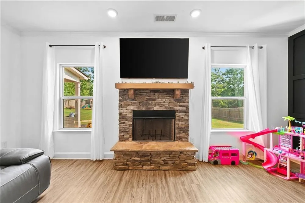 13 Four Feathers Lane Rydal, GA 30171