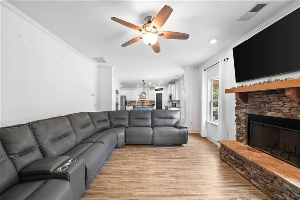 13 Four Feathers Lane Rydal, GA 30171