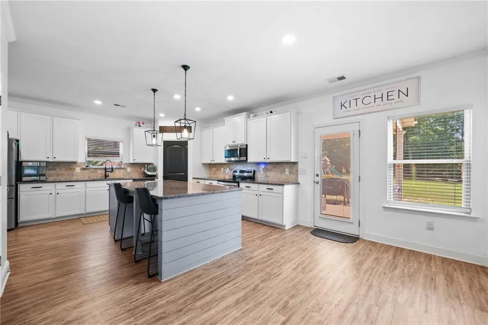 13 Four Feathers Lane Rydal, GA 30171