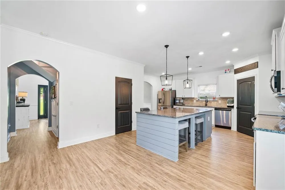 13 Four Feathers Lane Rydal, GA 30171