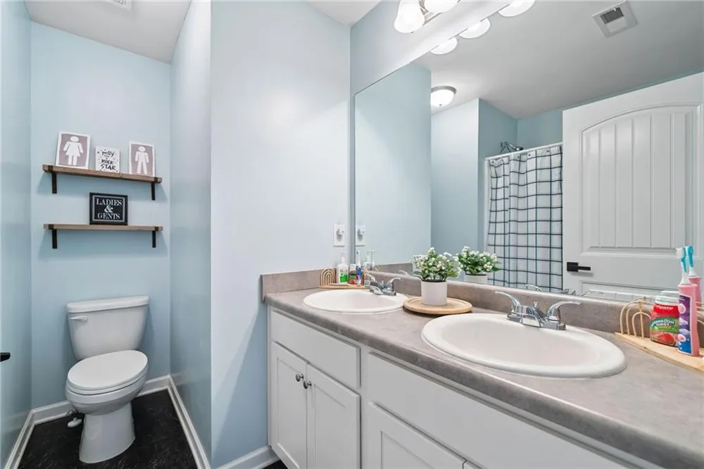 13 Four Feathers Lane Rydal, GA 30171