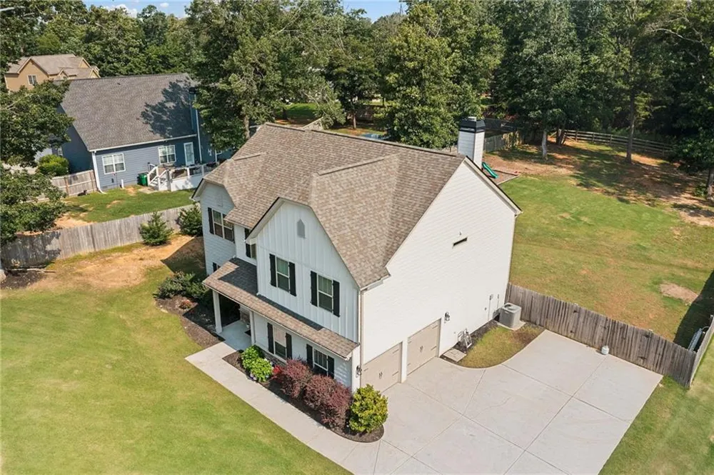13 Four Feathers Lane Rydal, GA 30171