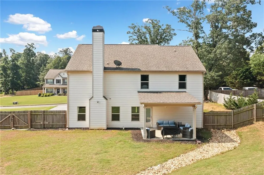 13 Four Feathers Lane Rydal, GA 30171