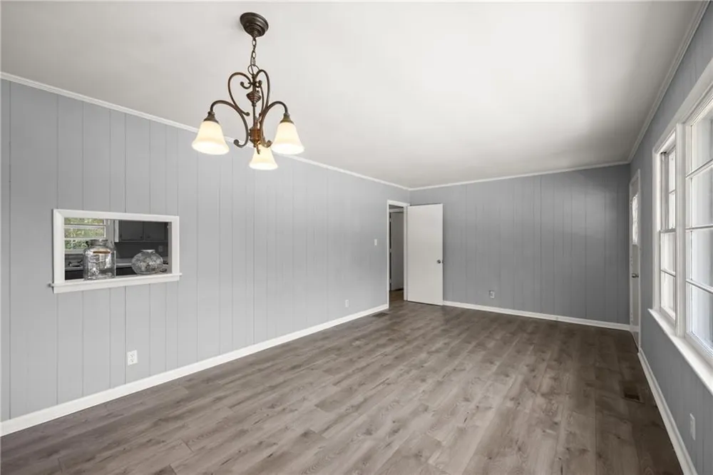 574 S Sage Street S Toccoa, GA 30577