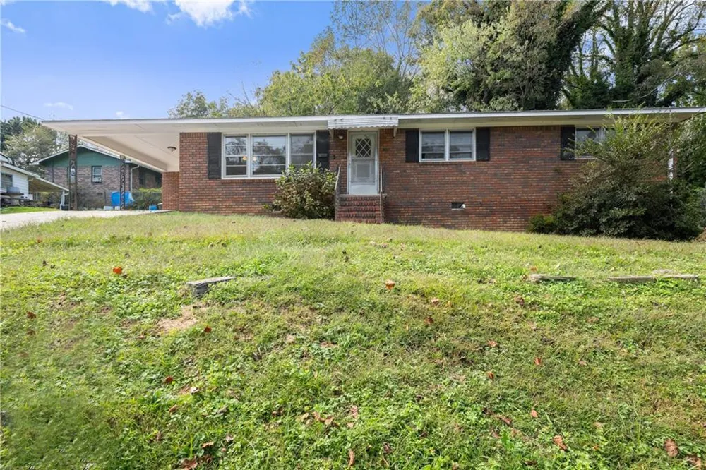 574 S Sage Street S Toccoa, GA 30577
