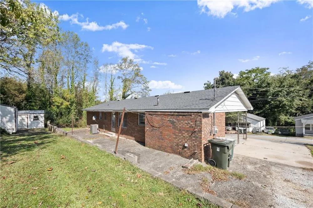 574 S Sage Street S Toccoa, GA 30577