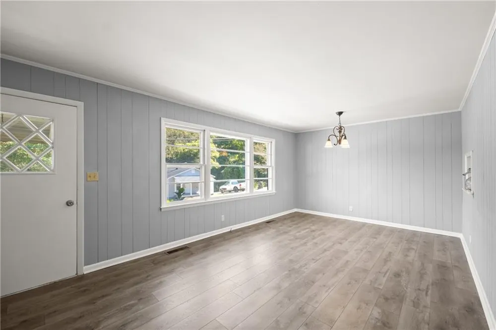 574 S Sage Street S Toccoa, GA 30577