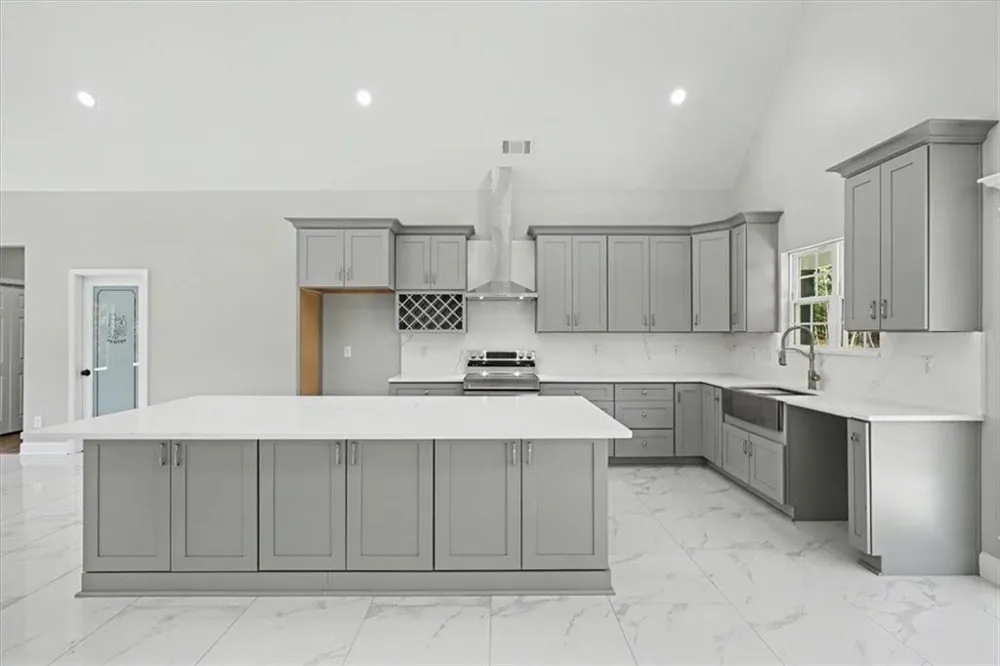 242 Mulberry Lane Lindale, GA 30147